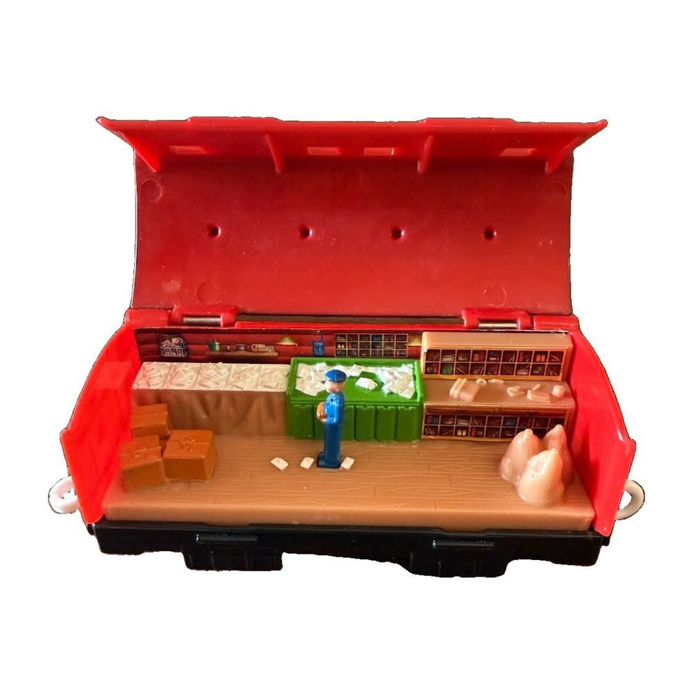 Fisher Price Thomas Friends Trackmaster See Inside Mail Coach Car Flip Top